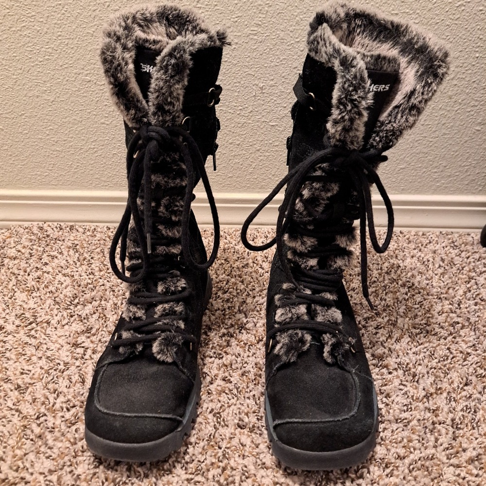 Skechers 45419 Winter Boots Women 8 Black Suede Faux Fur Trim Lace Up Zipper